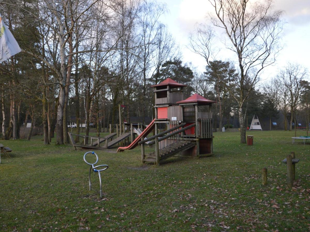 Holiday Home With Large Terrace Stramproy Eksteriør billede